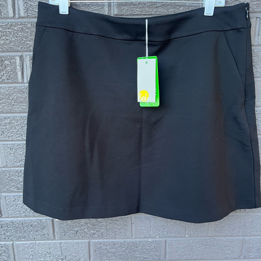 Boden Black Skirt with Green and Yellow Tag